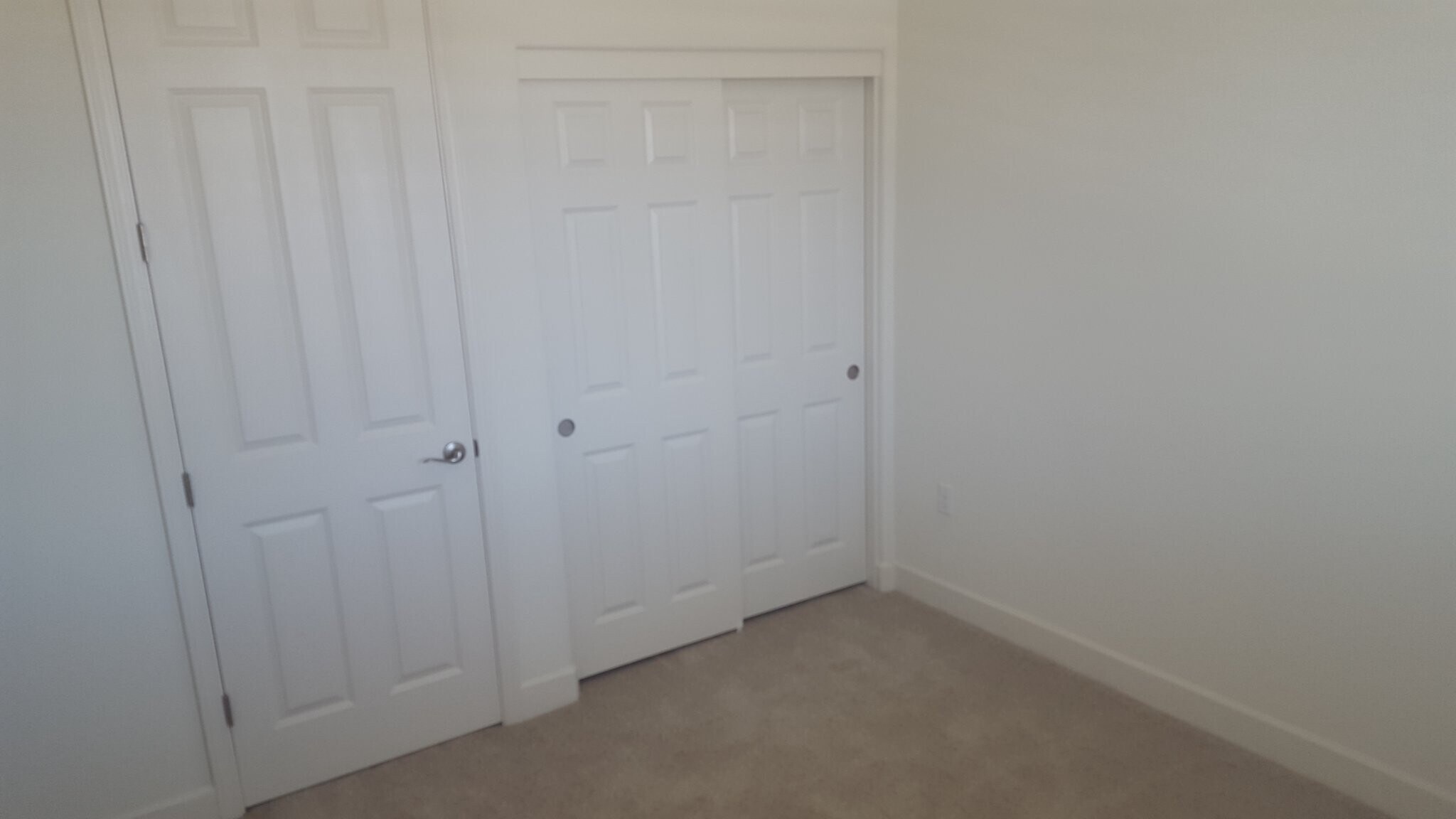 Building Photo - 2256 W Cantara Dr