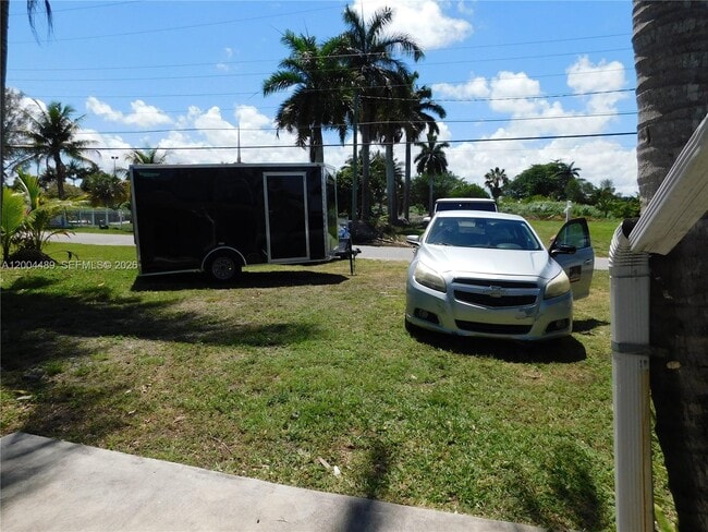 Building Photo - 10945 NW 19th Ave