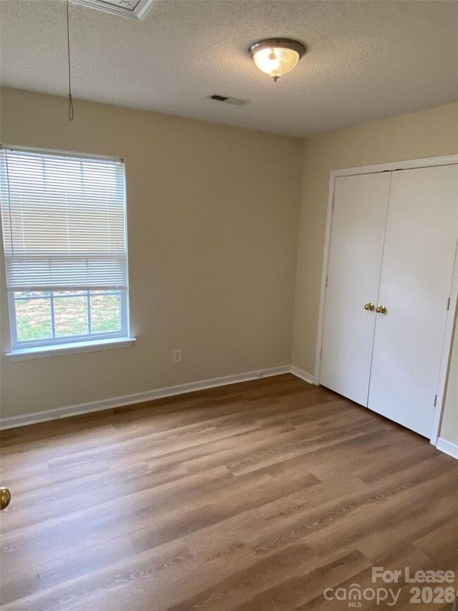 Building Photo - 9617 Rau Ct