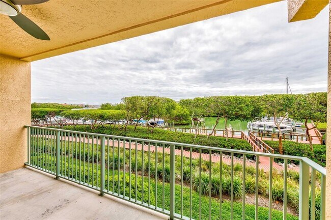 Building Photo - 1645 Pinellas Bayway S