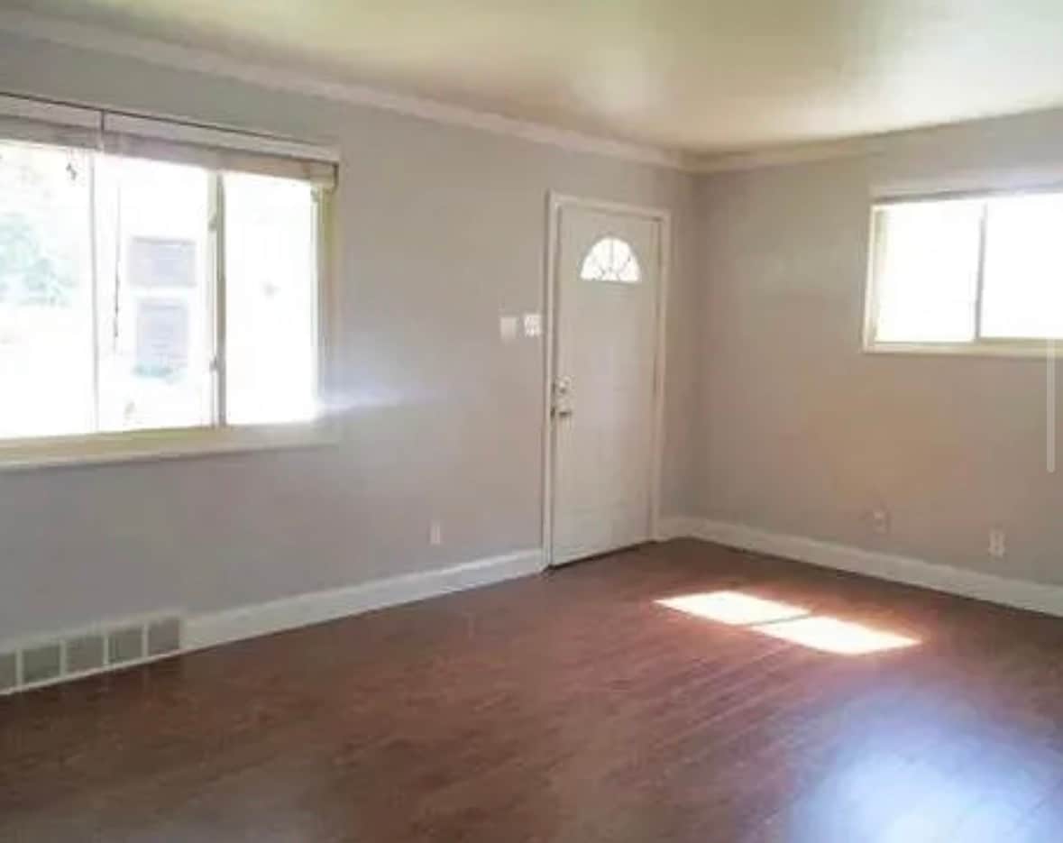 Building Photo - 7737 Clevedon St