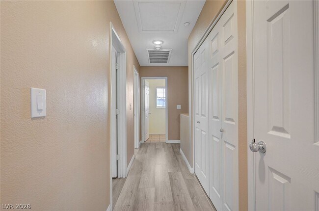 Building Photo - 7333 Camden Pine Ave