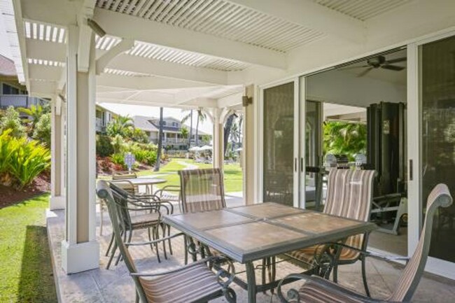 Building Photo - Alii Cove - Furnished 2 Bedroom + Den / 2 ...