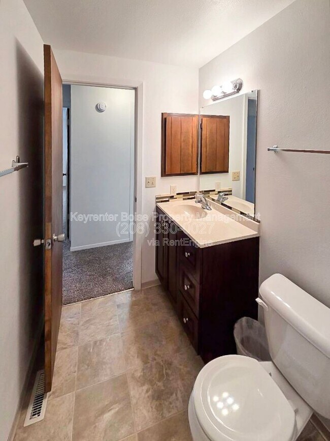 Building Photo - 1925 Priest Pl