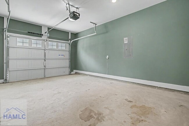 Building Photo - 5877 Rye Patch Rd