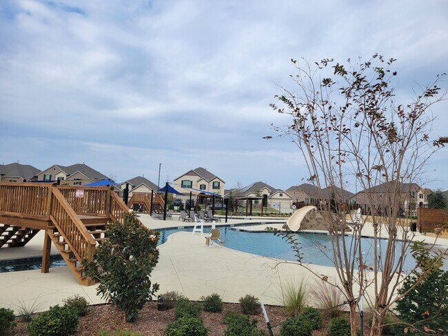 Building Photo - 7521 Bluebell Ln