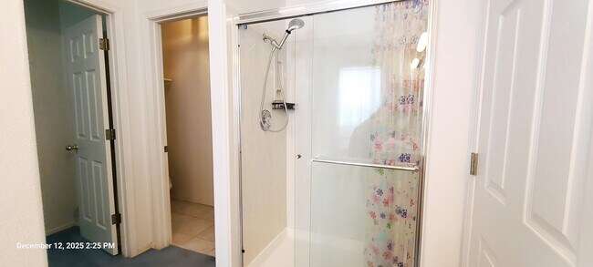 Building Photo - 7224 Quail Springs Pl NE