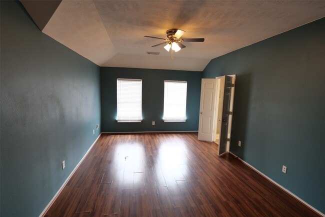 Building Photo - 2802 Harte Ct