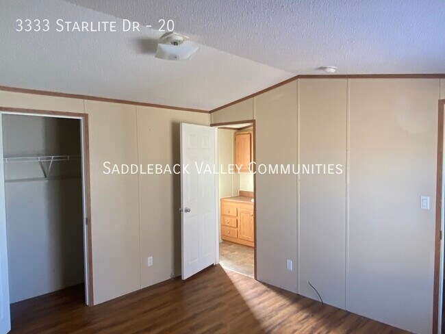 Building Photo - 3333 Starlite Dr