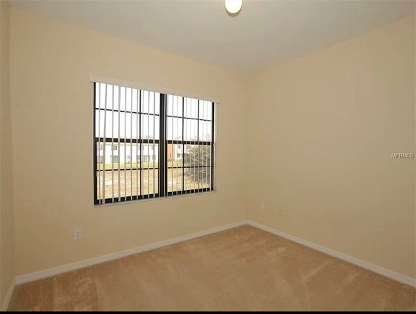 Building Photo - 1343 Clove Dr