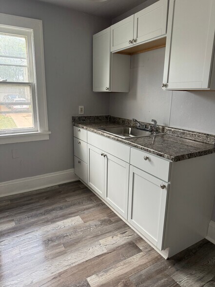 Primary Photo - 3690 Sudbury Rd