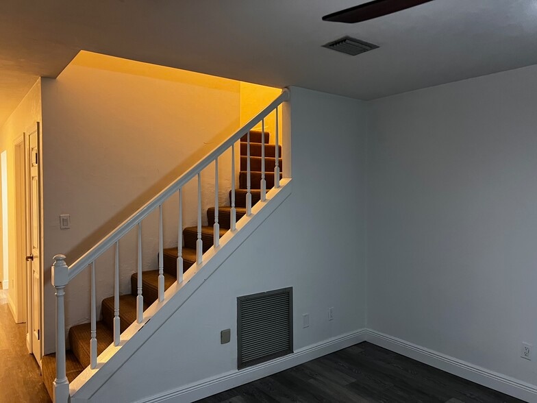 Building Photo - 3219 Thomasville Rd