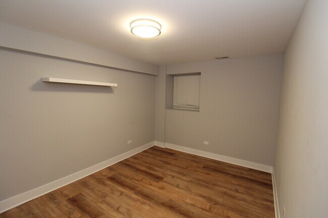 Building Photo - 1411 W Taylor St