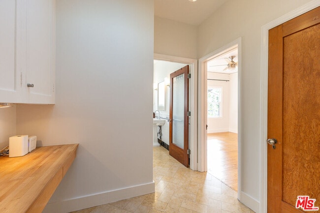 Building Photo - 3234 Ettrick St