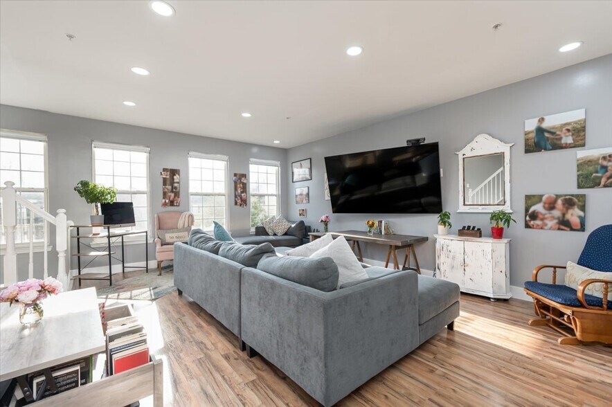 Building Photo - 2605 Brown Alder Ct