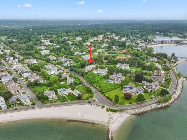 Primary Photo - 2 Bluewater Hill S