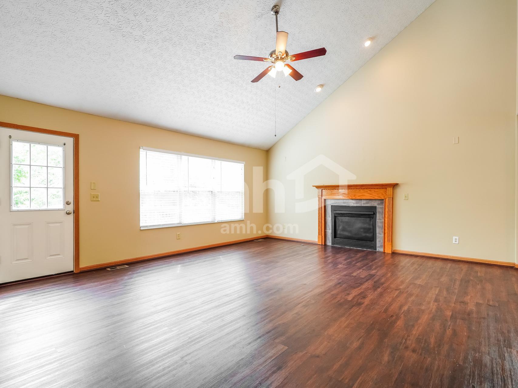 Building Photo - 8135 Arbor Rose Way