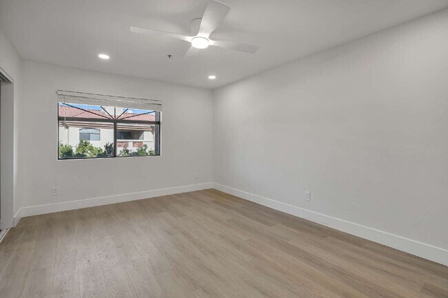 Building Photo - Biltmore Area Condo with Camelback Mountain View!