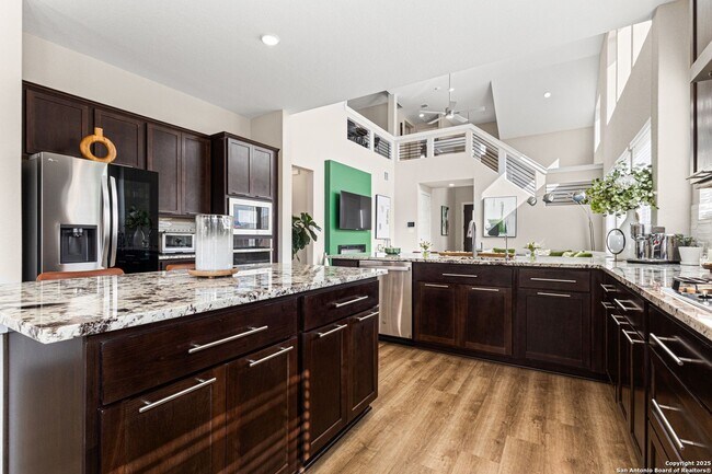 Building Photo - 12402 Mineshaft