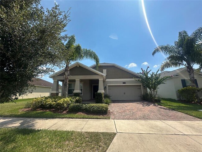 Building Photo - 10132 Lovegrass Ln