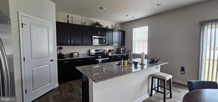 Building Photo - 124 Clerkenwell Dr