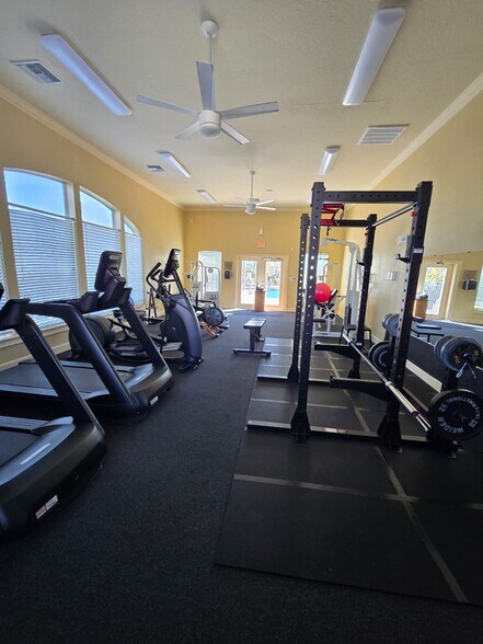 Building Photo - 4311 Bayside Village Dr