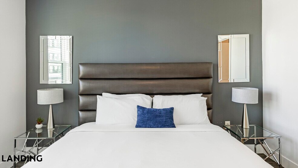 Building Photo - 4950 W Prescott St