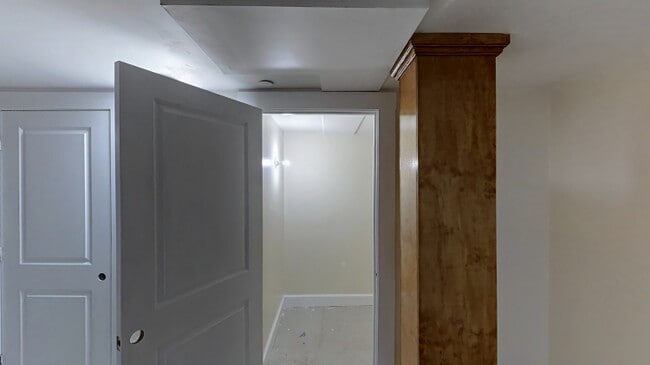 Building Photo - 30 Centre St