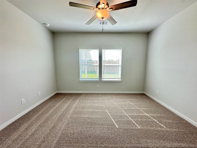 Building Photo - 12026 Curlin Dr