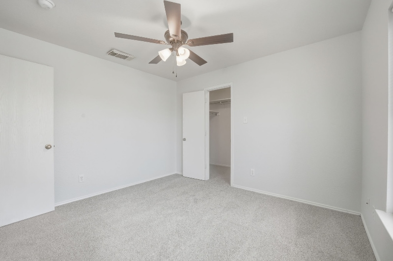 Building Photo - 535 Centro Hermosa