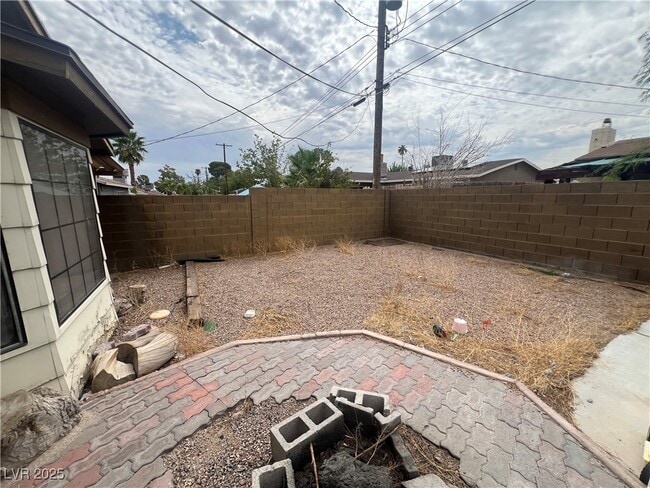 Building Photo - 5909 Glen Eagles Ln