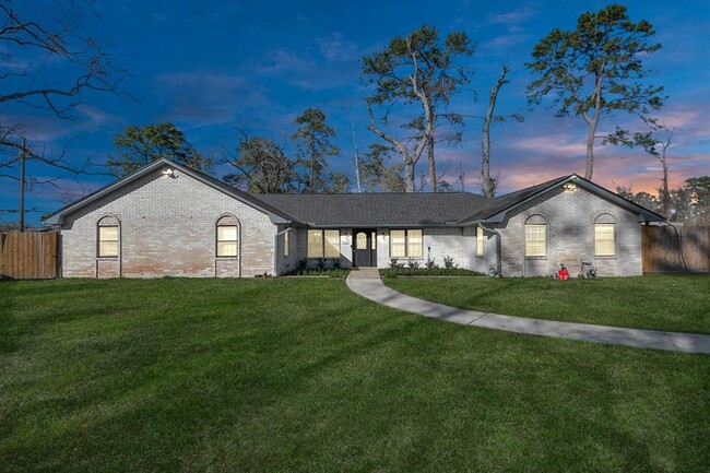 Building Photo - 2402 Bammel Timbers Ln