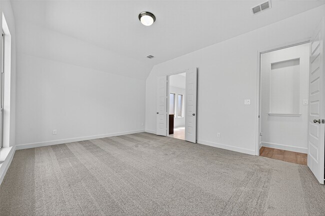 Building Photo - 324 Water Tupelo Dr