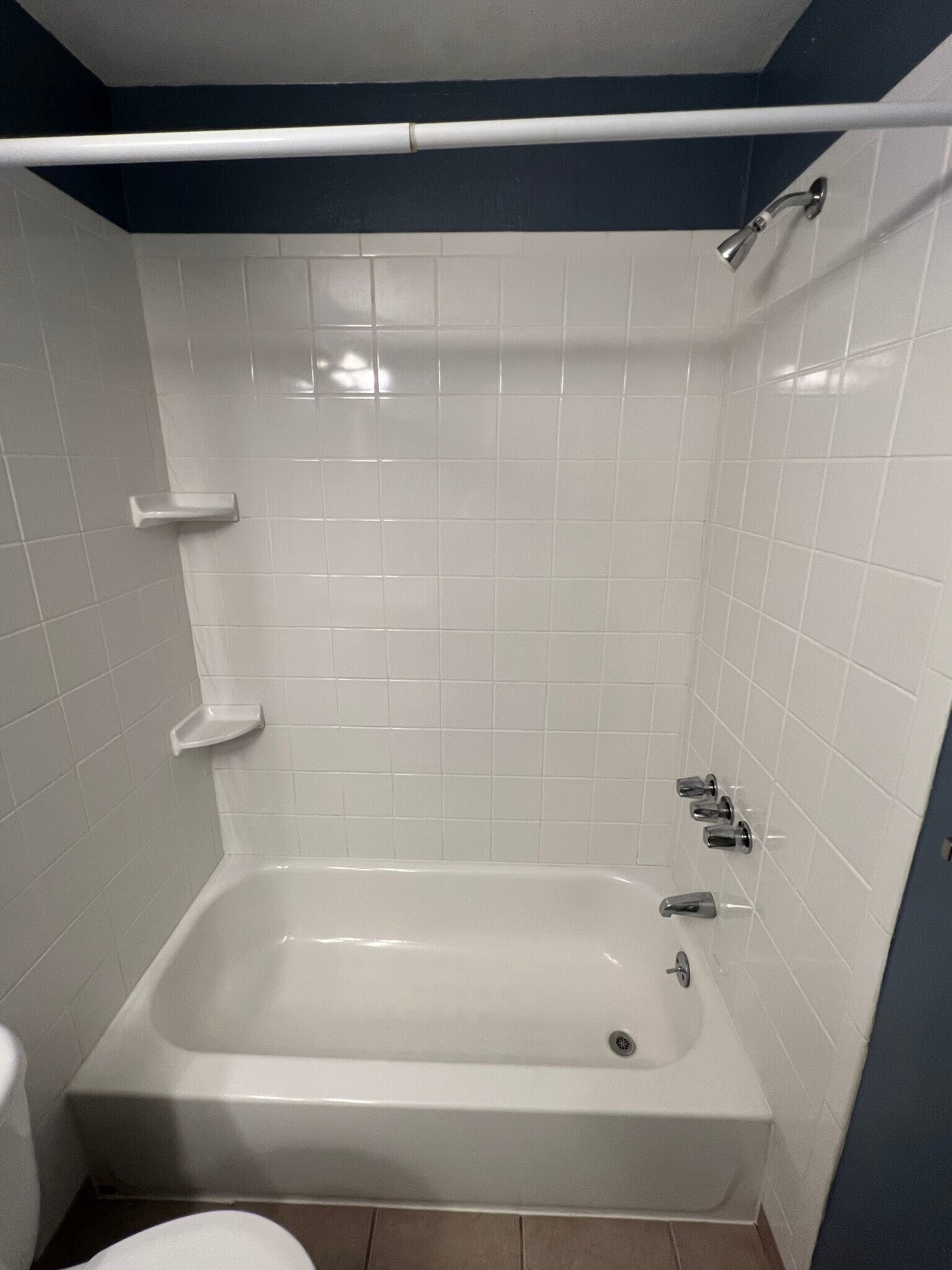 Building Photo - 3250 Oneal Cir