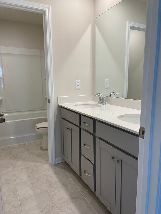 Building Photo - Brand New Charleston Style Home near BMW! ...