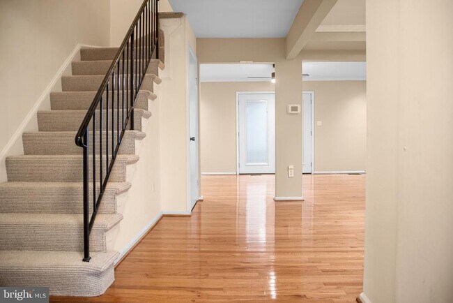 Building Photo - 14811 Belle Ami Dr