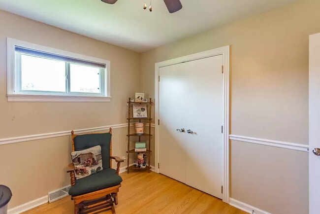 Building Photo - 161 Clara Lee Rd