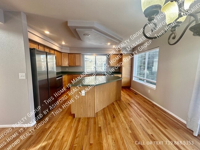 Building Photo - 1266 Mt Estes Dr