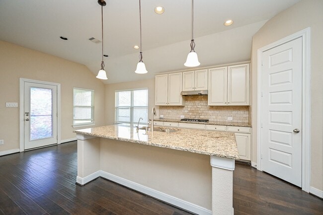 Building Photo - 5823 Hillside River Ln