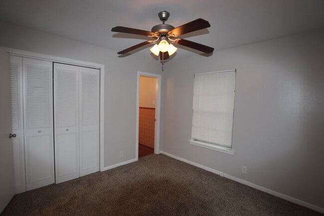 Building Photo - Adorable 1 bedroom 1 bath in the heart of ...