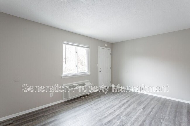 Building Photo - 113 Goodson Ave