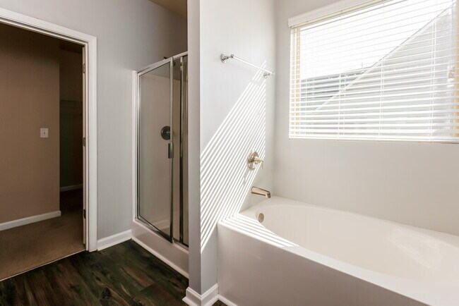 Building Photo - 26 Barnsley Village Dr