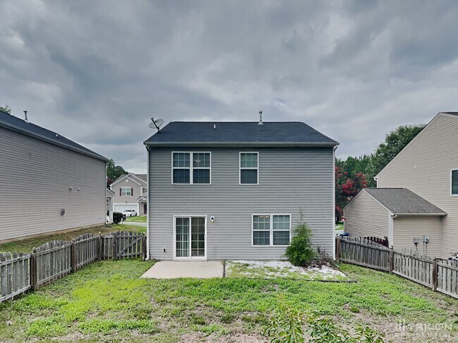 Building Photo - 4312 Houldsworth Dr