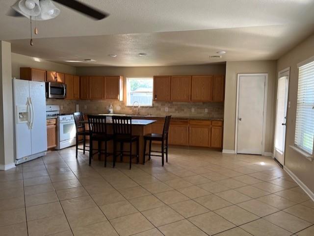 Building Photo - 15522 Hensen Creek Dr