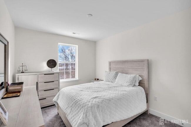 Building Photo - 30102 Radford Ct