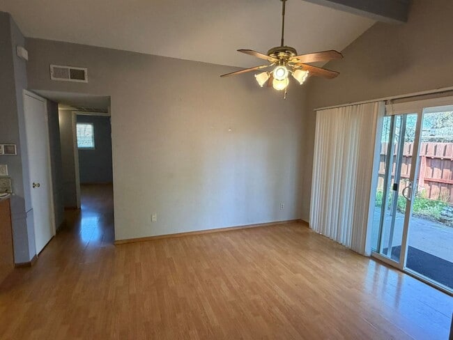 Building Photo - 3731-3733 Scallop Court