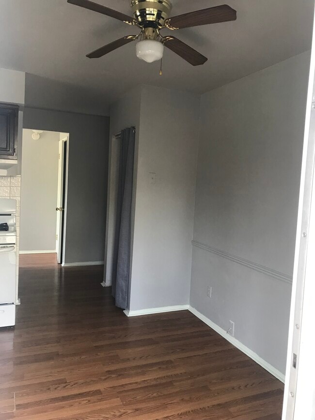 Building Photo - 11455 W Forest Home Ave