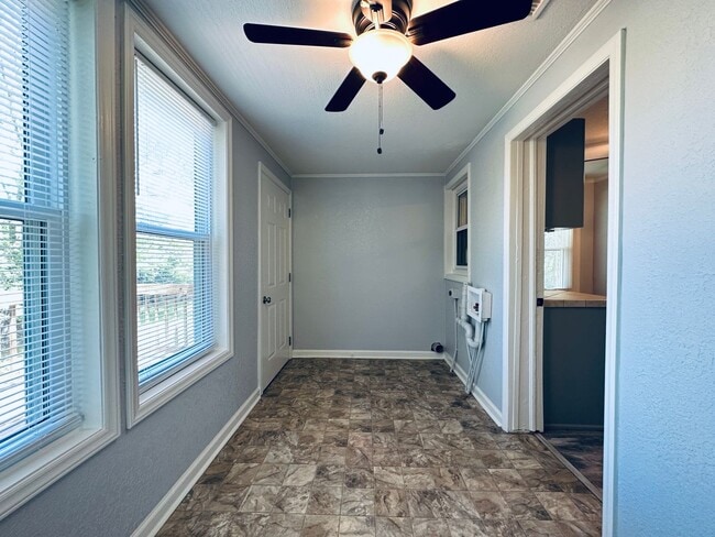 Building Photo - Delightful Upgraded 2-Bedroom Bungalow with New Appliances and Central A/C (Lawn Maintenance Incl...