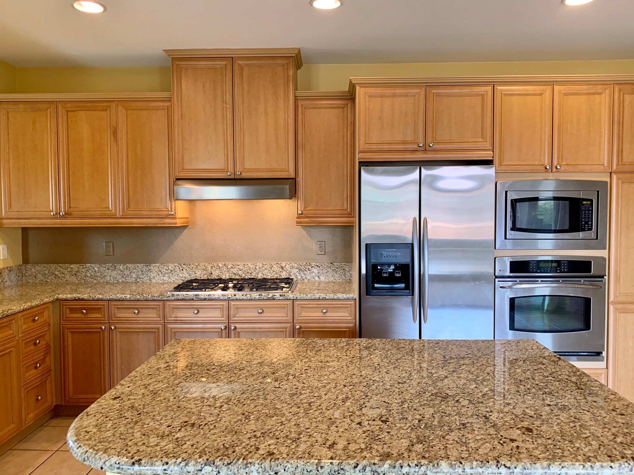 Gourmet Kitchen - 4153 Via Mattina