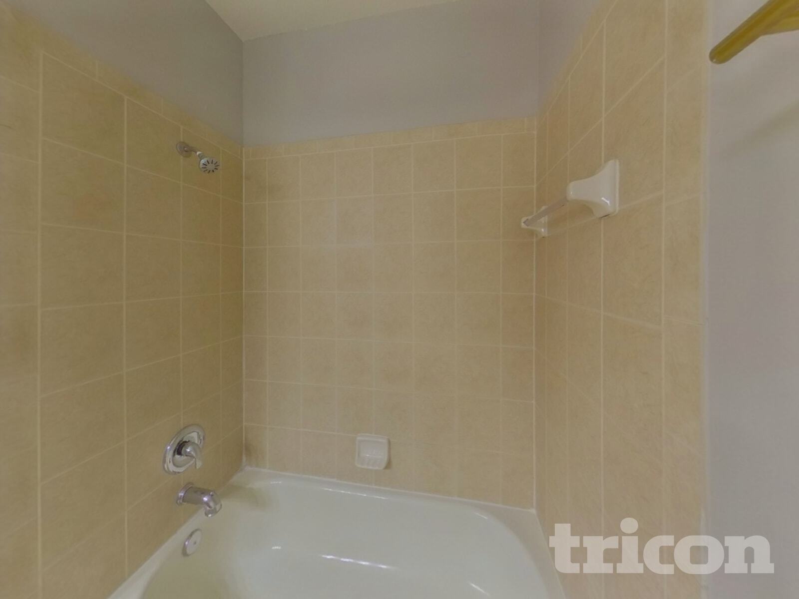 Building Photo - 420 Kings Path Dr